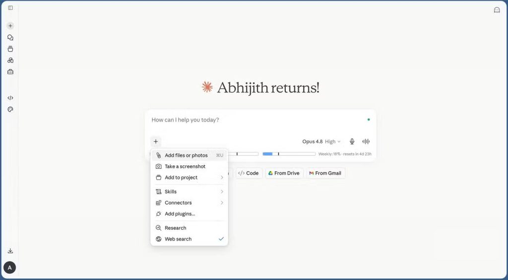 Claude Web hiển thị tùy chọn upload file và tài liệu