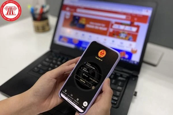 Chỉ tiêu 20 khi khai quyết toán thuế trên eTax Mobile xem ở đâu?